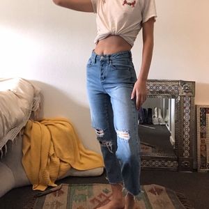 Brandy Melville Boyfriend Jeans